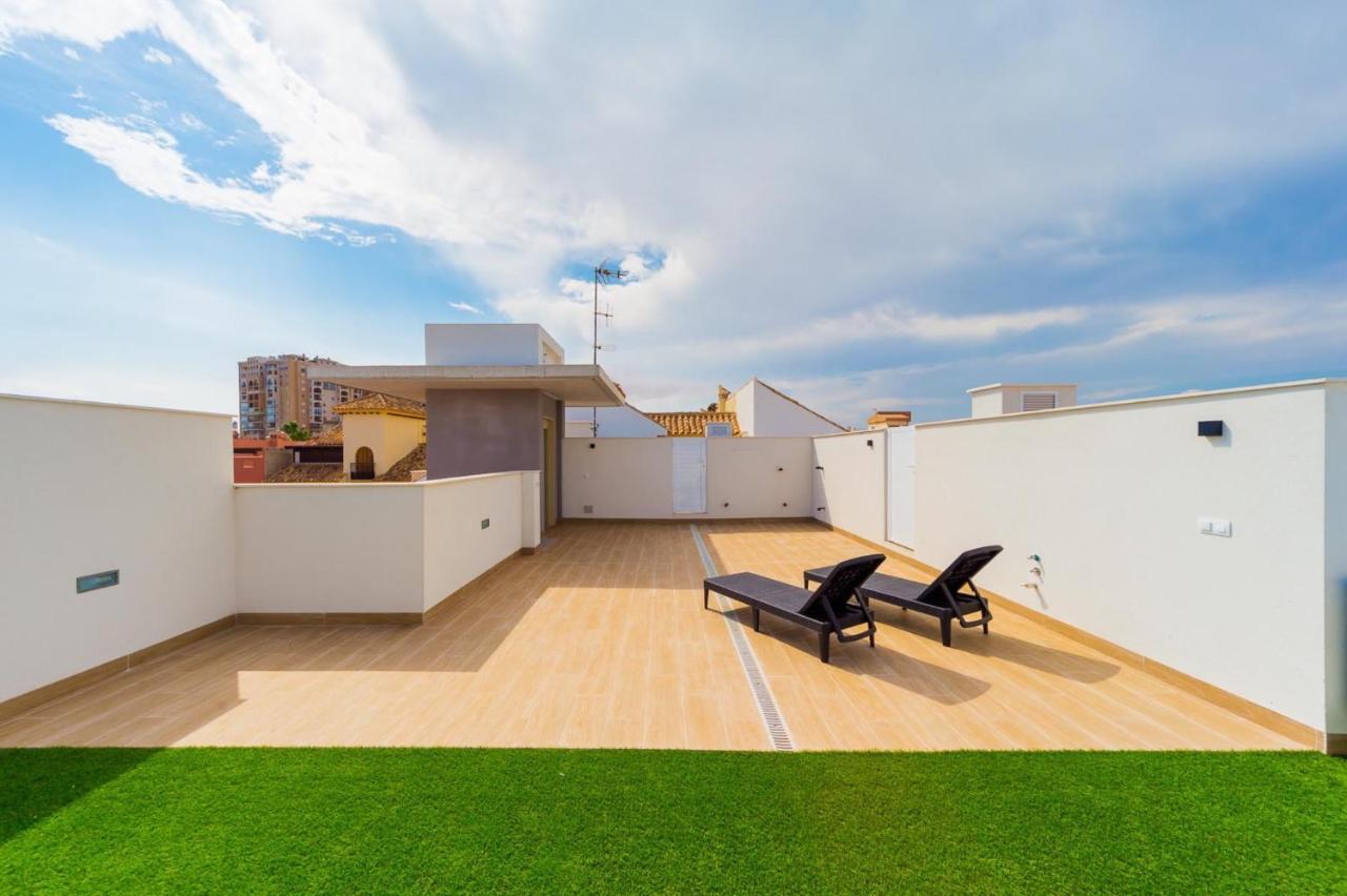 Beach And Рool Torrevieja Bagian luar foto